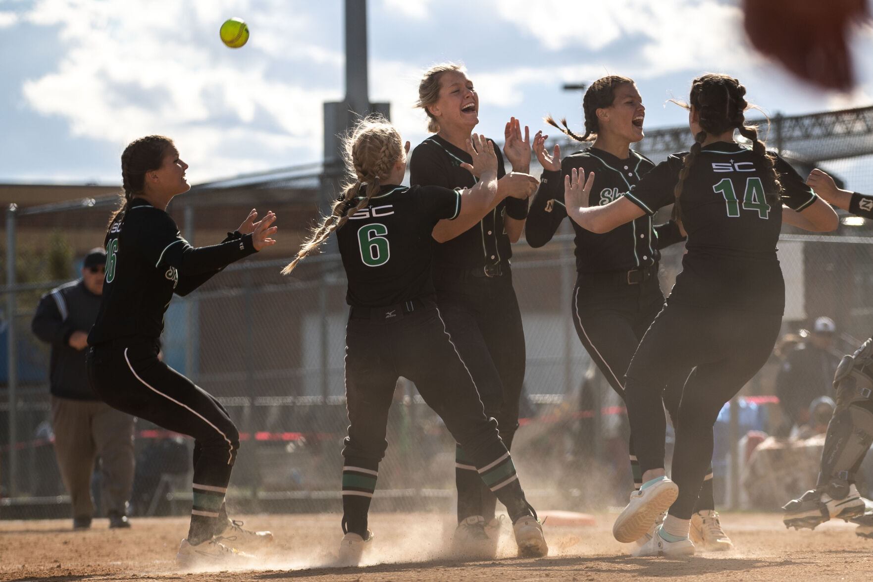 101621-owh-spo-statesoftball-LS01.JPG